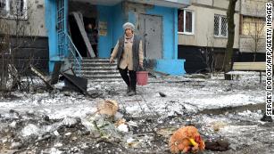 Russia bombs maternity hospital in Mariupol despite agreeing to ceasefire
