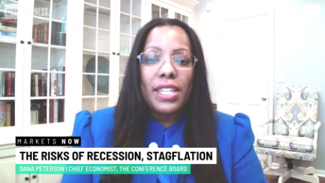 Economist explains the risks of recession and stagflation