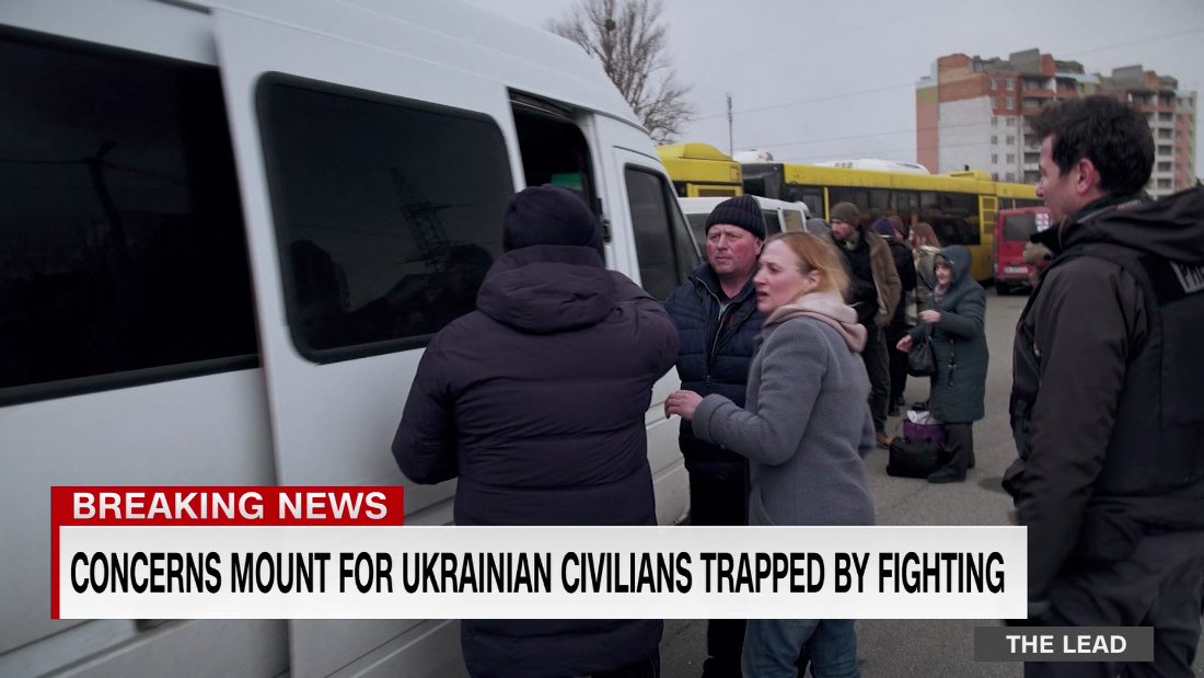 Thousands of Ukrainians flee Russian bombardments as maternity/children’s hospital is hit – CNN Video
