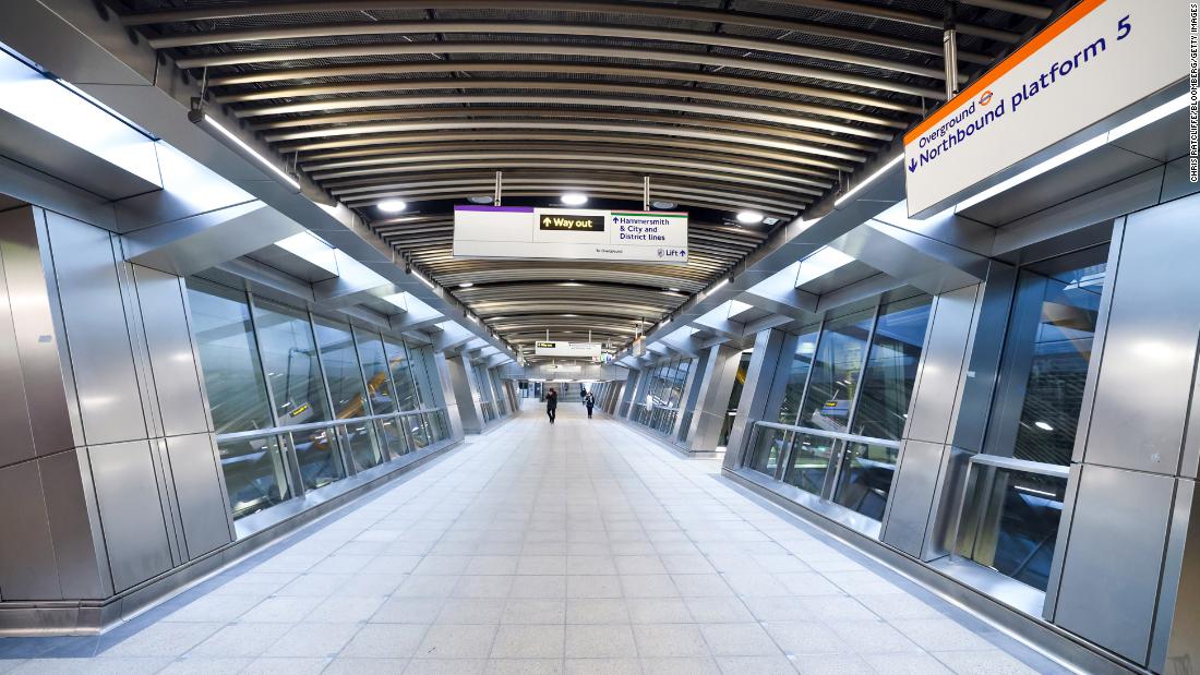 &lt;strong&gt;Swanky: &lt;/strong&gt;Crossrail&#39;s modern stations are a step up from most of London&#39;s Tube network.