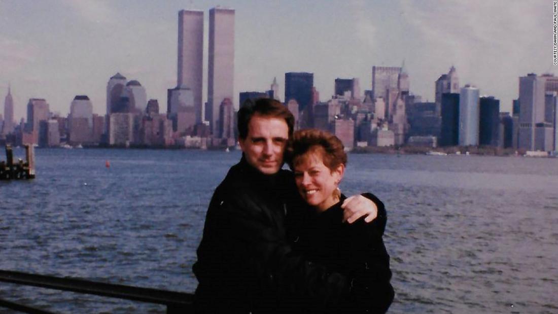 They met on top of the Empire State Building and knew it was love