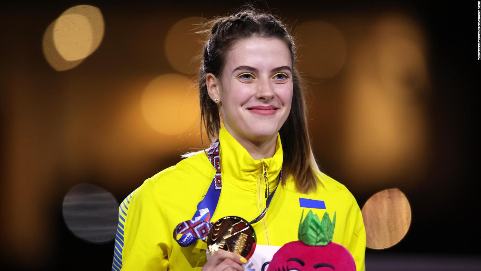 Yaroslava Mahuchikh Ukrainian High Jumper Wins Gold After Being Forced To Leave Her Home Cnn