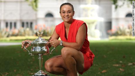 La número uno del mundo Ashleigh Barty ha anunciado que se retira del tenis profesional