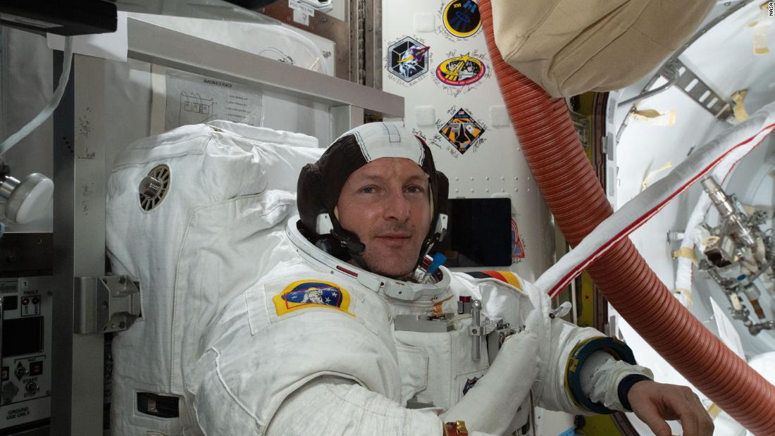 ESA astronaut Matthias Maurer ends 1st spacewalk with water in his helmet – CNN