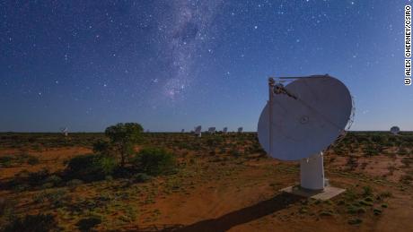 Το ραδιοτηλεσκόπιο ASKAP βρίσκεται στη Δυτική Αυστραλία.