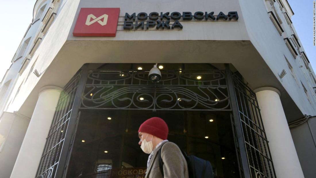 Russia’s stock market reopens after month-long closure