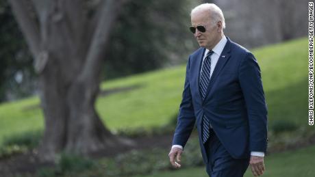 Why Biden hasn&#39;t scored a political win from canceling $17 billion in student loans