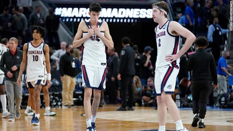 Two No. 1 seeds lose in Sweet 16 as Gonzaga and Arizona are stunned