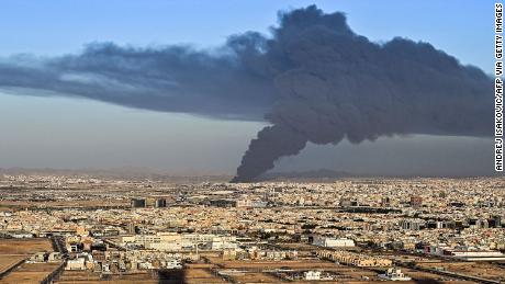 Smoke billows from an oil storage facility in Saudi Arabia&#39;s Red Sea coastal city of Jeddah on March 25, 2022. 
