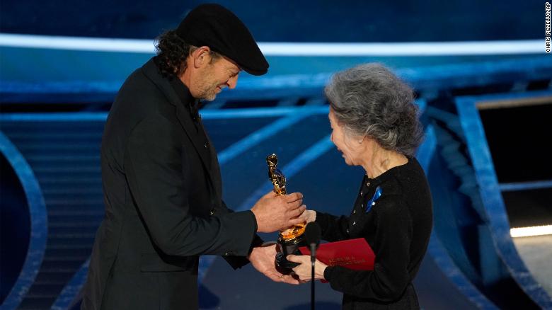 Troy Kotsur’s moving Oscar win brings audience to their feet with silent applause