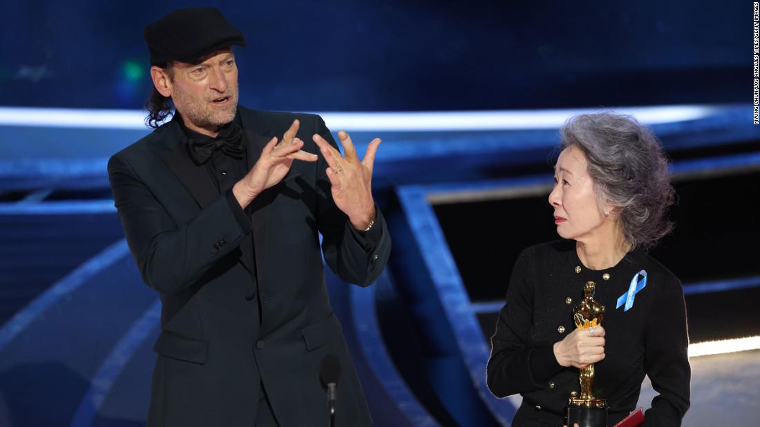 Troy Kotsur gives an emotional acceptance speech after &lt;a href=&quot;https://www.cnn.com/entertainment/live-news/oscars-2022/h_f5d9bef88bd9cb38a878abe8f8460370&quot; target=&quot;_blank&quot;&gt;winning the best supporting actor Oscar.&lt;/a&gt; Kotsur, who won for his role in &quot;CODA,&quot; is the first deaf performer to win an Academy Award in this category.