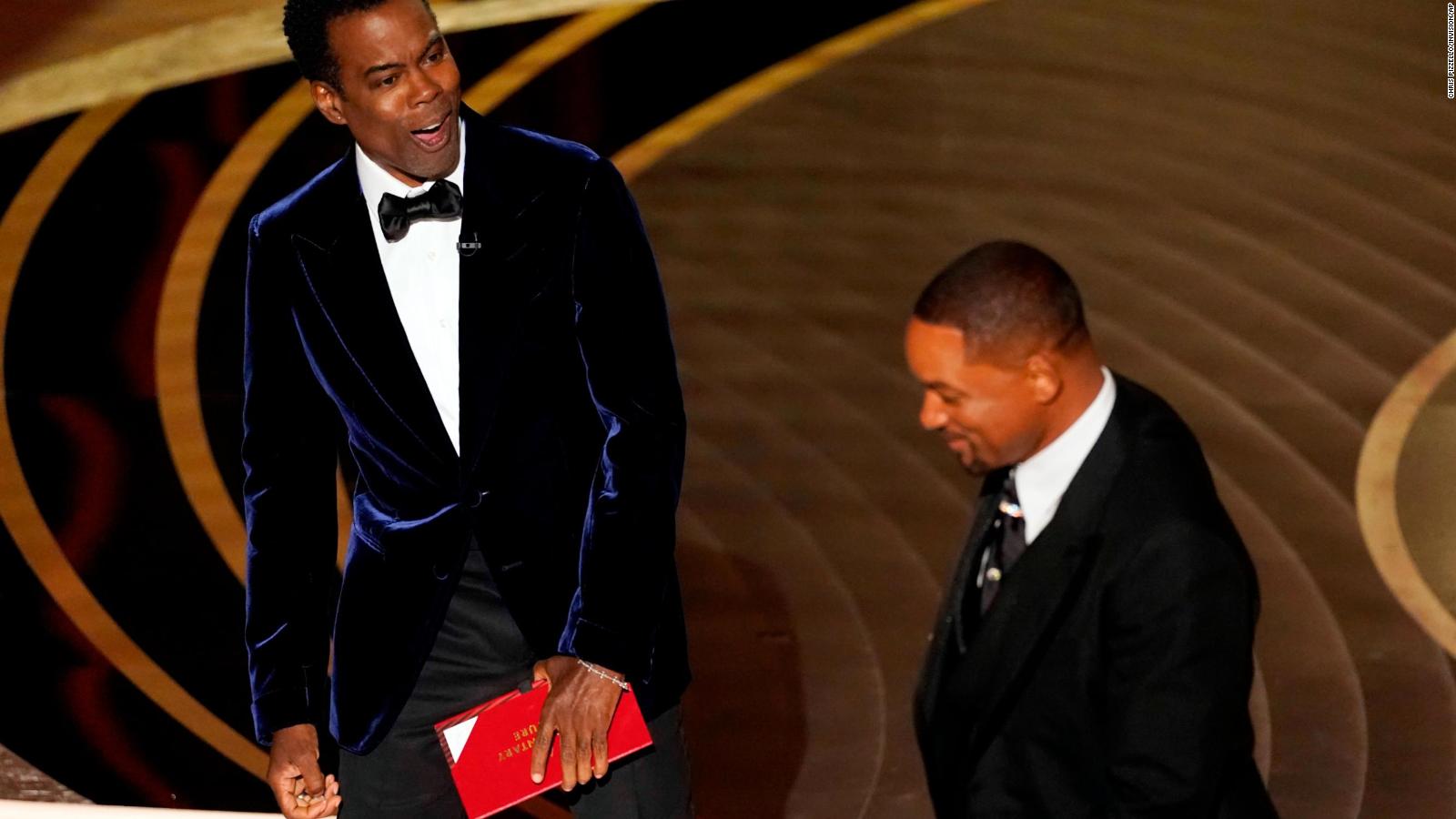 Will Smith Apologizes To Chris Rock Over Slapping Incident At Oscars Cnn