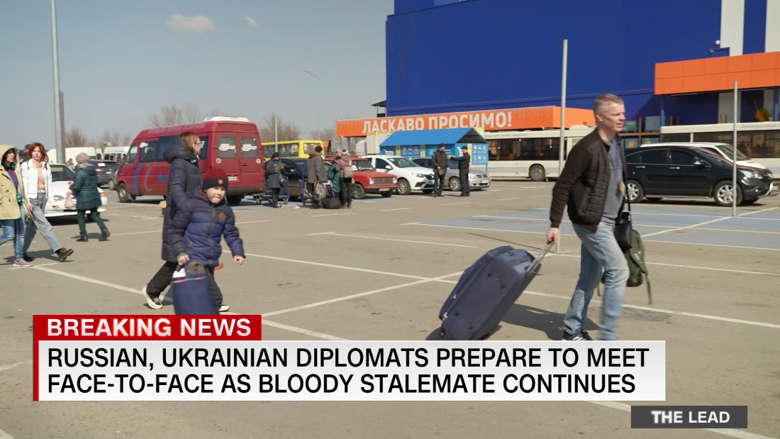Mariupol mayor calls for a complete evacuation of the remaining population after a weeks-long siege by Russian forces – CNN Video