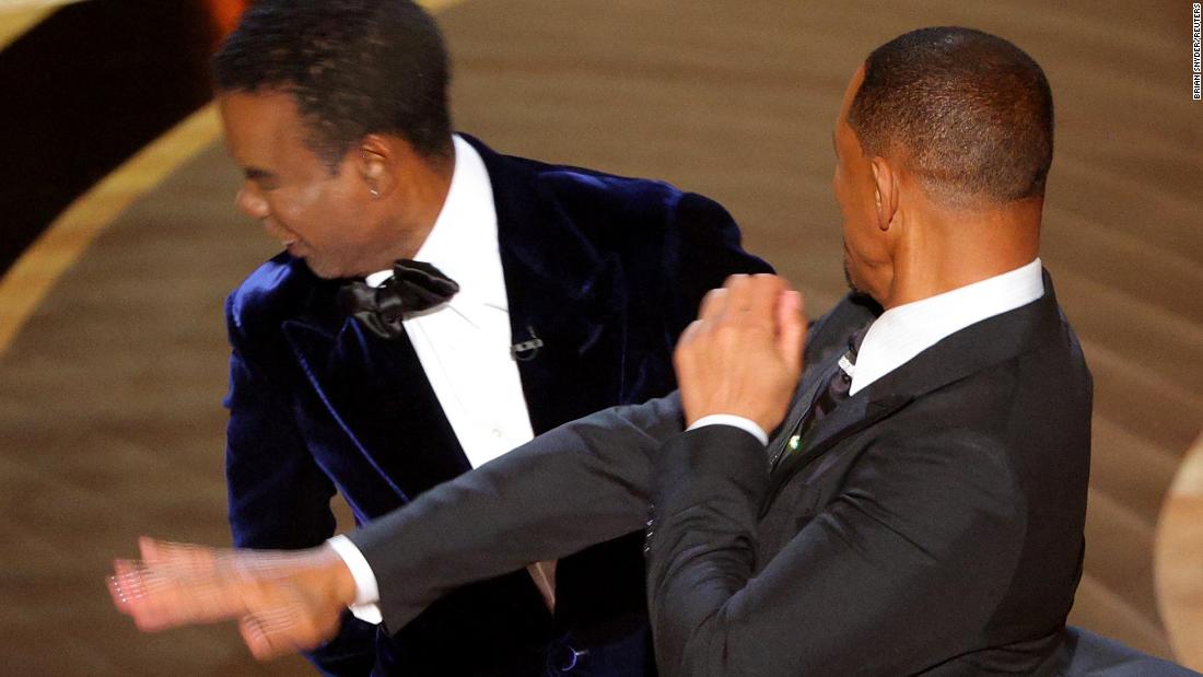 How an Oscars photographer captured the moment Will Smith slapped Chris Rock – CNN