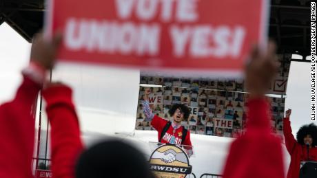 Die Amazon-Gewerkschaftswahl in Alabama ist zu nah, um sie anzurufen