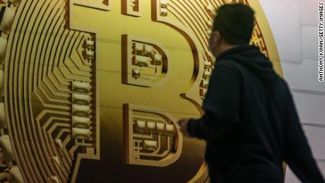 Crypto crash and gold sell-off show there&#39;s no place for investors to hide