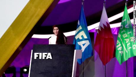 Klaveness prend la parole au Congrès de la FIFA, qui s'est tenu au Centre des congrès et des expositions de Doha.