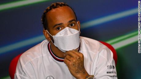 Lewis Hamilton parle de lutter 