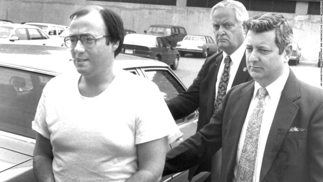New York mob hitman Dominic Taddeo, set to be released next year, escapes federal custody