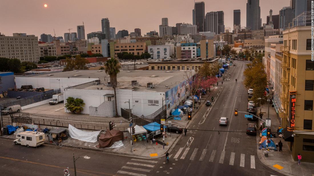 City of Los Angeles agrees to provide thousands of beds in homelessness crisis lawsuit settlement – CNN