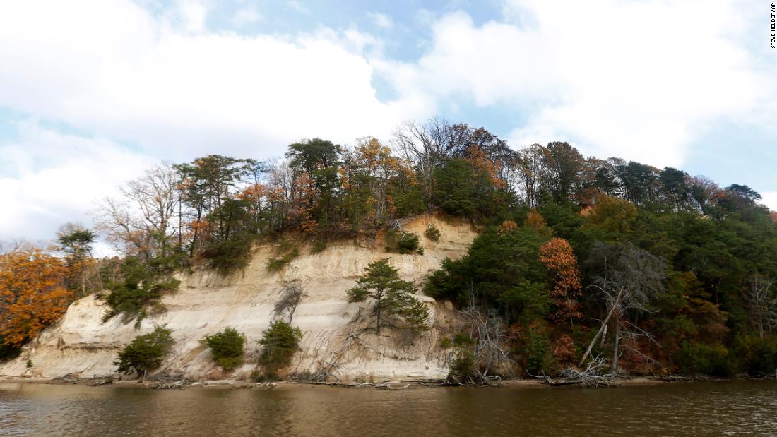 Native American tribe gets its land back after being displaced nearly 400 years ago