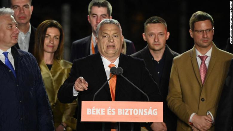 'Sad reminder': Fareed Zakaria on Orban's threat to democracy