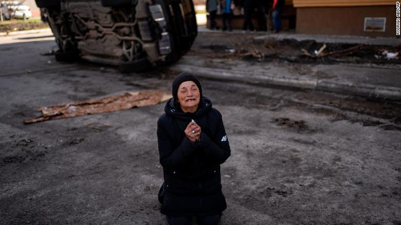 Tanya Nedashkivs&#39;ka, 57, mourns the death of her husband, who was killed in Bucha.