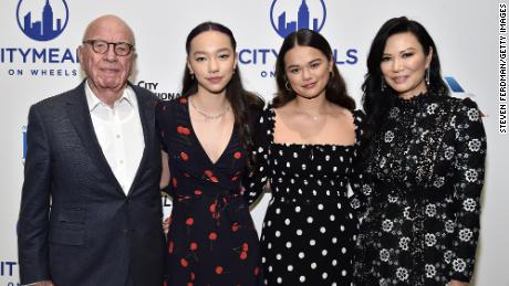 Rupert Murdoch, Grace Murdoch, Chloe Murdoch ve Wendi Murdoch Citymeals On Wheels'ın 19 Kasım 2019'da New York'taki The Plaza Hotel'de Kadınlar için 33. Yıllık Güçlü Öğle Yemeği.