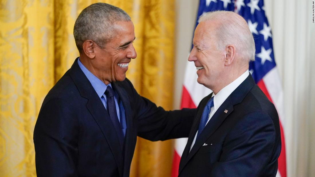 Opinion: Standing beside Obama, Biden finally adopts a winning strategy