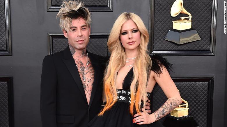 Avril Lavigne is engaged to musician Mod Sun