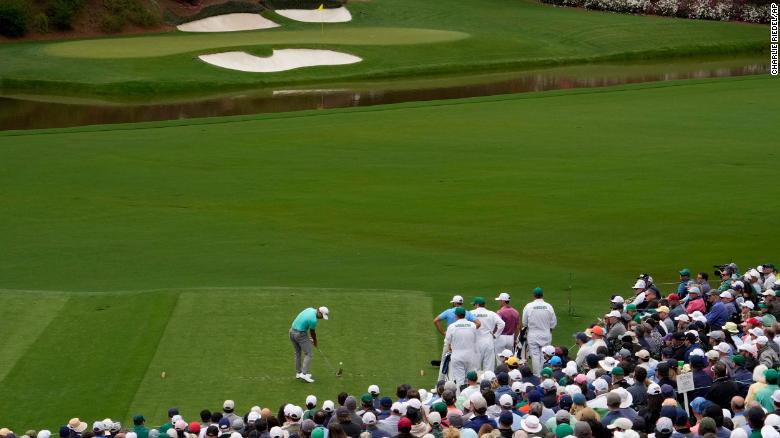 Tiger Woods rides rollercoaster third round at Masters as he struggles ...