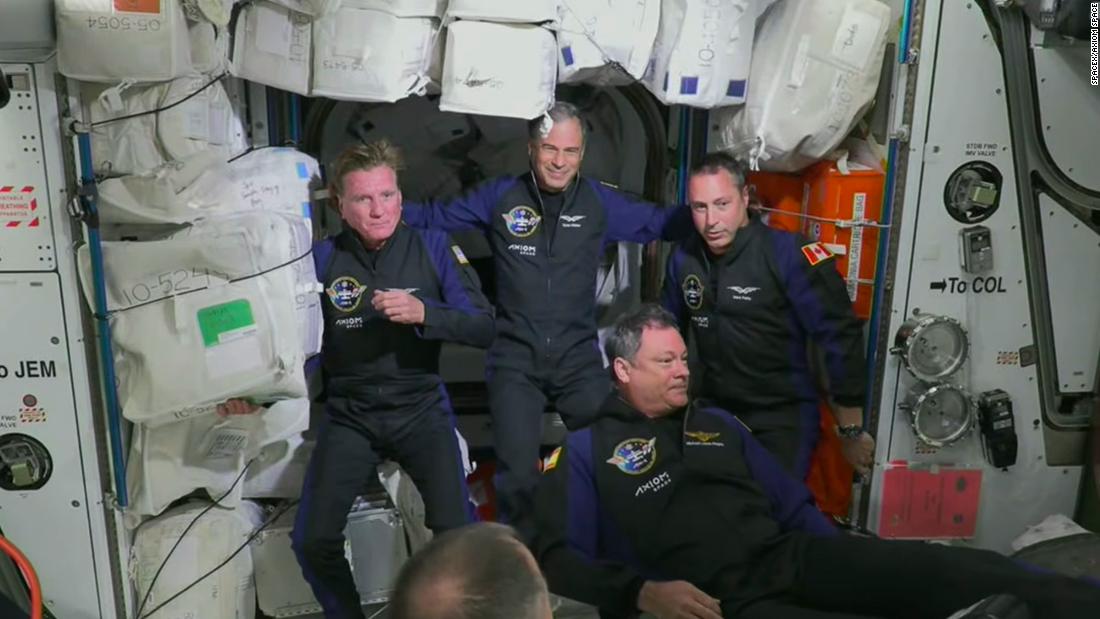 All-private SpaceX astronaut mission to attempt return trip from ISS after week of delays