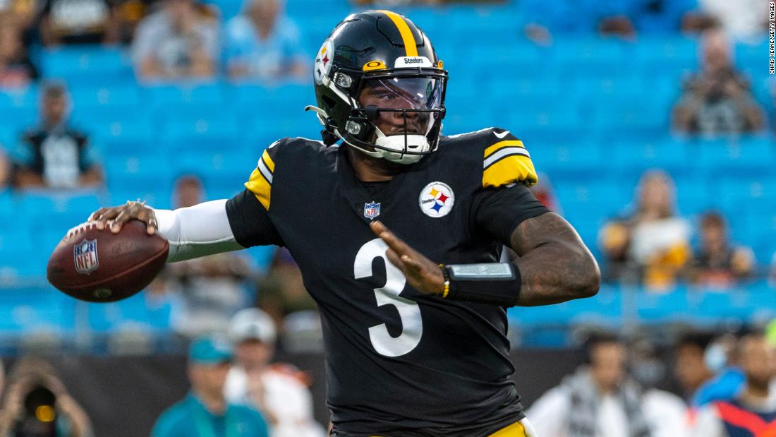 Dwayne Haskins, Pittsburgh Steelers QB, dies after being hit by a truck :  NPR