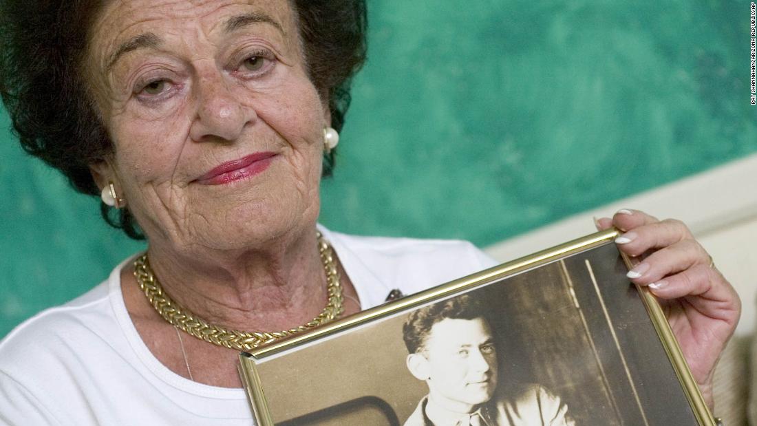 Holocaust survivor, Presidential Medal of Freedom winner Gerda Weissmann Klein dies at 97