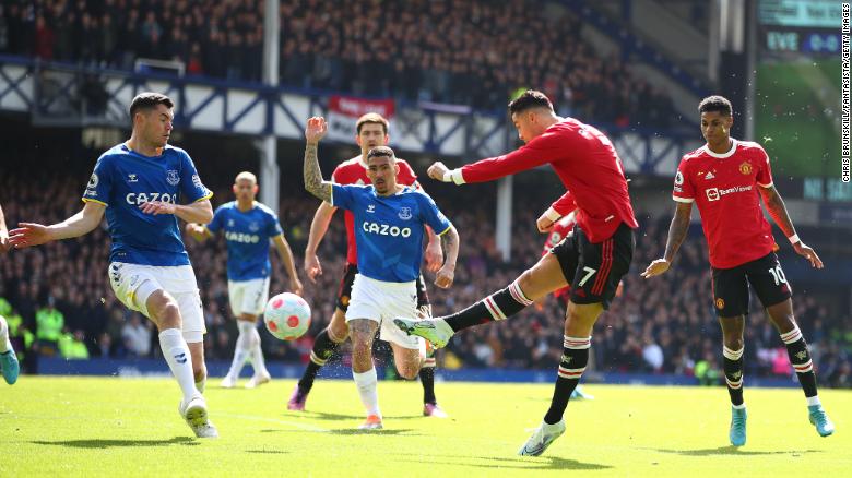 Defeat at Goodison Park struck a heavy blow to Ronaldo&#39;s and United&#39;s hopes of a top-four finish.