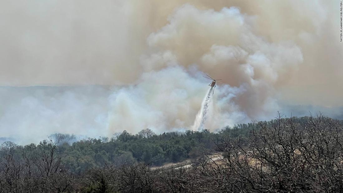 ‘It looks like a pretty bad scenario,’ an expert says about today’s extreme fire threat