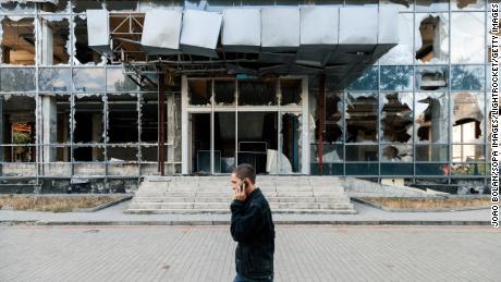 Ukrayna'nın harap olmuş kalbi Donbas, sekiz yıllık bir savaşın acısını çekiyor.  Putin neden bunu istiyor?