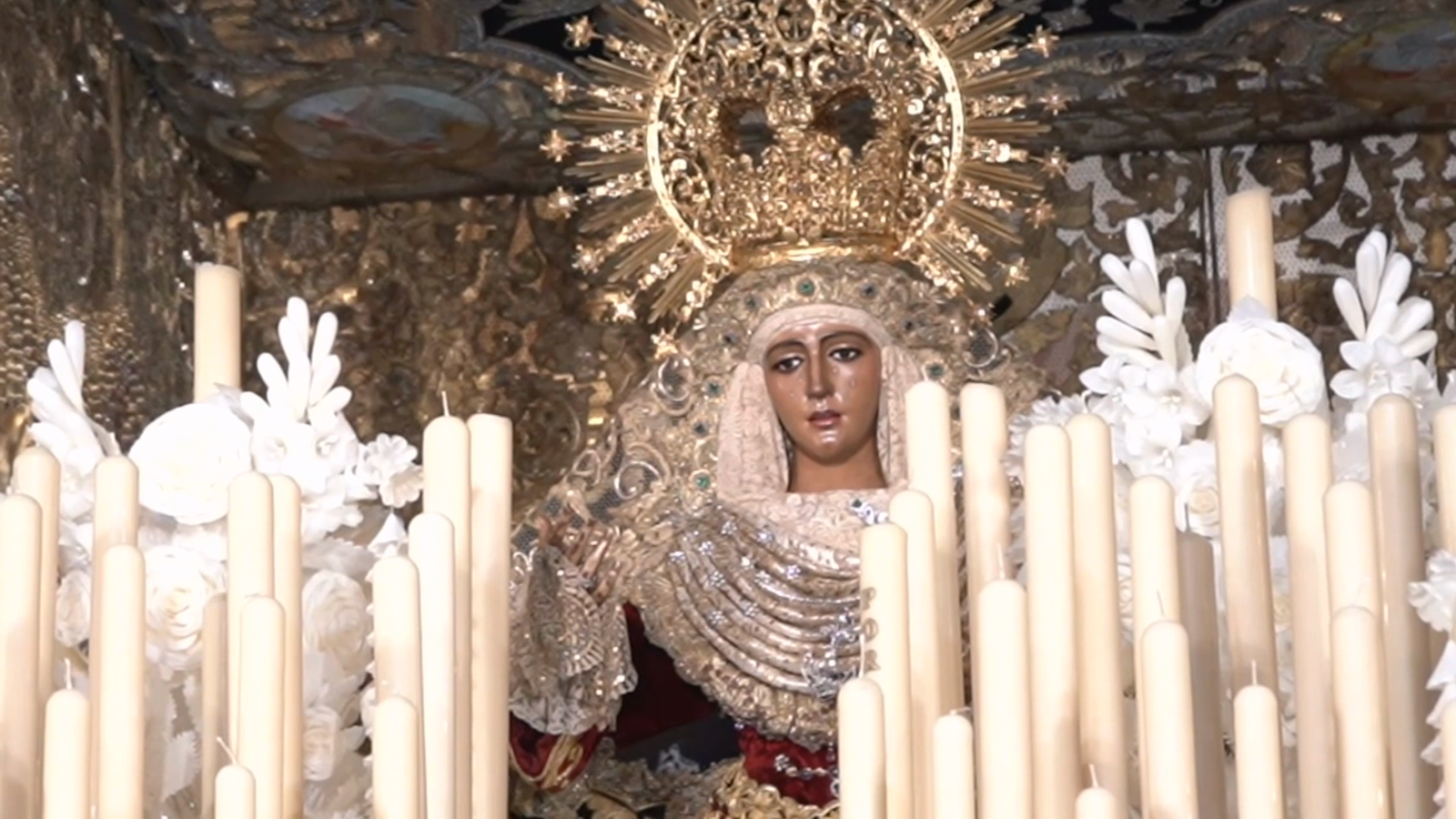 La Madrugá, el día cumbre de la Semana Santa en Sevilla, España - CNN Video