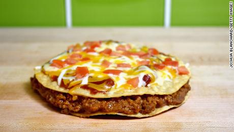 Taco Bell&#39;s Mexican Pizza returns on May 19.