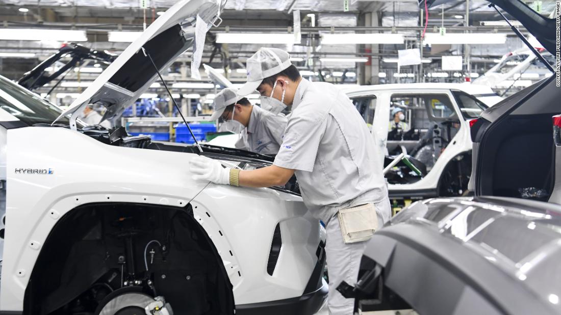 من المقرر إعادة افتتاح مصانع Toyota و Volkswagen و Tesla في الصين