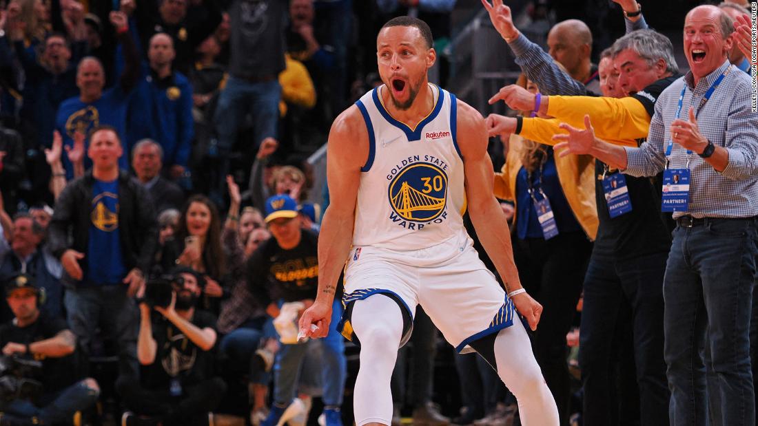 Steph Curry torches Denver Nuggets as Golden State Warriors extend lead in playoff series