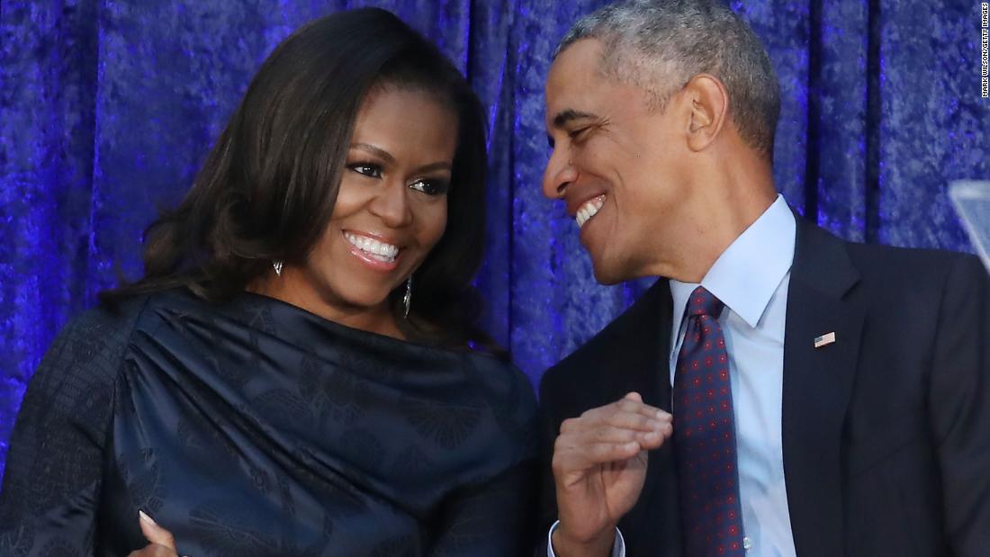 Barack und Michelle Obama kehren für ihre ersten gemeinsamen offiziellen Porträts ins Weiße Haus zurück