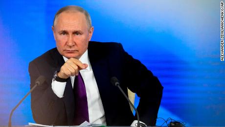 Opinion: Expect Putin to make a big announcement on May 9