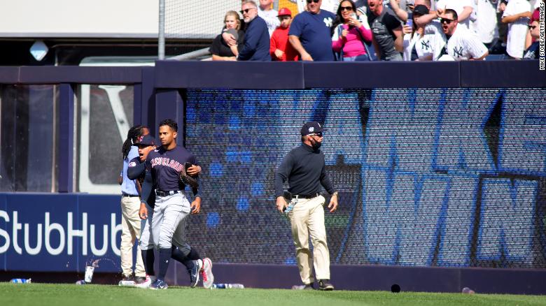 Yankees fans throw trash at Guardians outfielders after New York win
