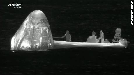 An infrared shot of the recovery crew.