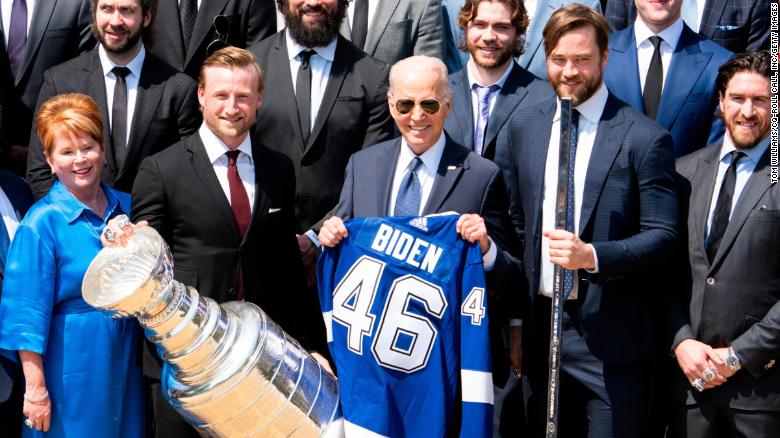 White House honors back-to-back Stanley Cup champion Tampa Bay Lightning