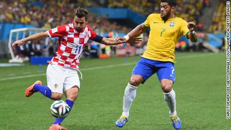 خاض داريو سرنا 134 مباراة دولية مع كرواتيا ولعب في نسختين من كأس العالم.