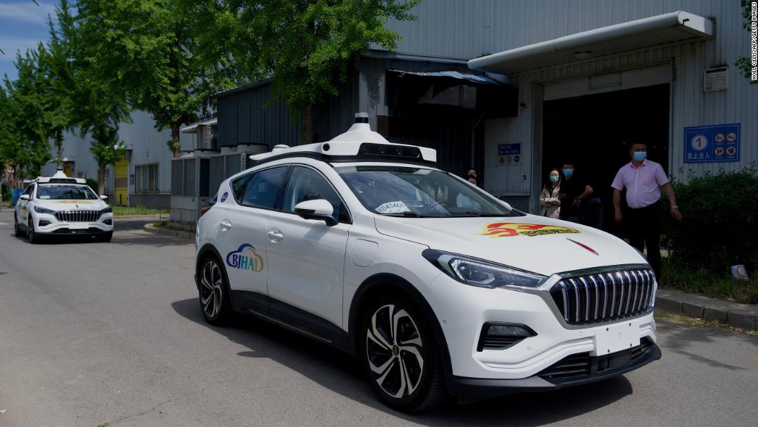 people-in-beijing-can-now-book-a-taxi-with-no-one-at-the-wheel