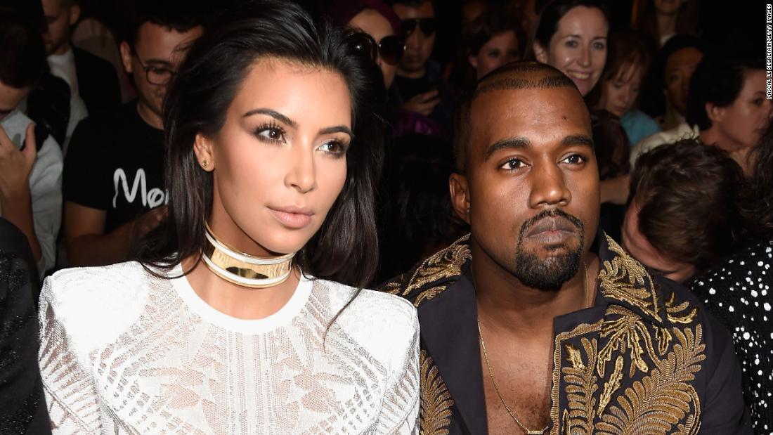 Kim Kardashian apologizes to her family for Kanye's treatment