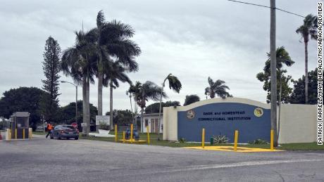 The inmate was scheduled to be transferred from the Dade Correctional Institution in Florida.